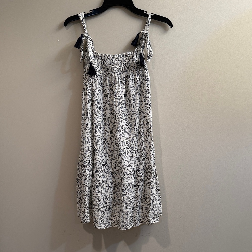 Old Navy Black and White Floral Dress
